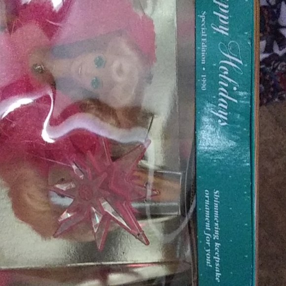 1990 Holiday Barbie & Ornament - Picture 3 of 6
